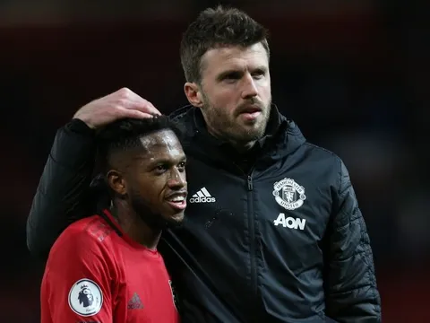 Carrick đã cứu sự nghiệp của Fred tại Man Utd như thế nào?