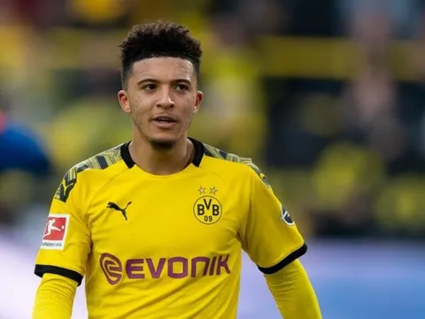 Không để bị "dắt mũi", Man Utd định đoạt vụ Sancho