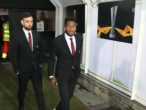 Thích nghi cực tốt, Bruno Fernandes phải cảm ơn 3 cái tên