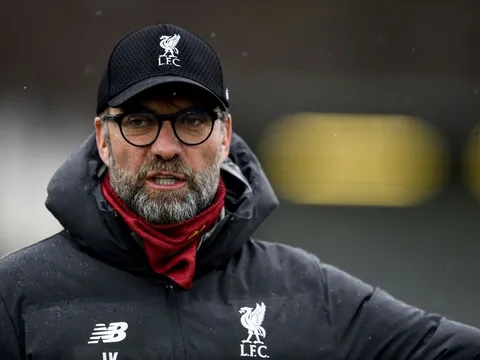 "Premier League nên học theo Ligue 1, trao danh hiệu cho Liverpool"