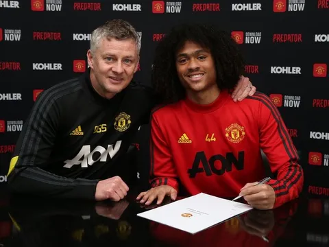 Solskjaer hứa hẹn 1 điều khi M.U ký HĐ với tài năng trẻ