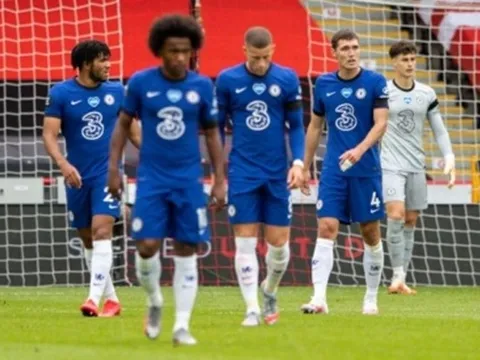 Jimmy Floyd Hasselbaink chỉ ra điểm yếu lớn nhất của Chelsea hiện tại