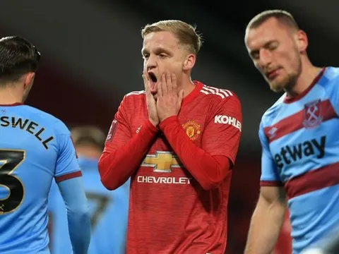 Chỉ 1 câu, Jenas diễn tả hết màn trình diễn của Van de Beek