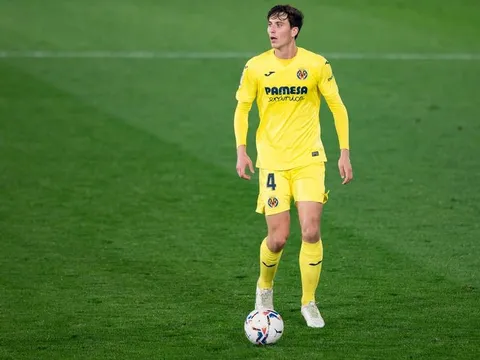 Man Utd xác định xong bản HĐ đầu tiên vào mùa Hè