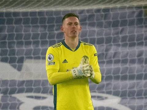 Bước ngoặt xuất hiện, Henderson coi như lấy luôn vị trí của De Gea