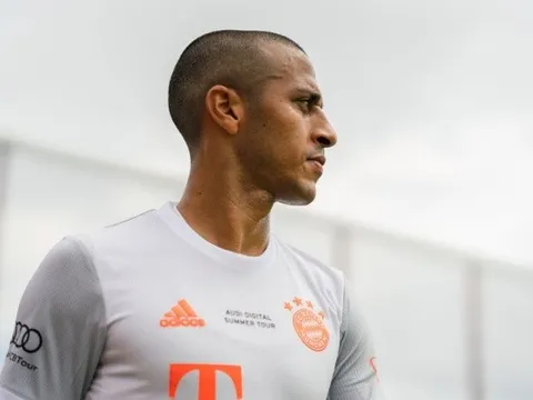 HLV xác nhận, Thiago Alcantara trên đường tới Liverpool