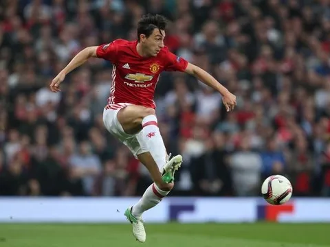 SỐC! Man Utd chia tay cái tên thứ 6, giá rẻ mạt như cho