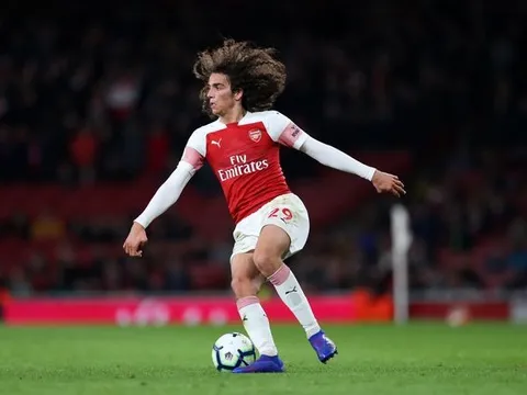 "Cậu ấy có tiềm năng để trở thành huyền thoại Arsenal"