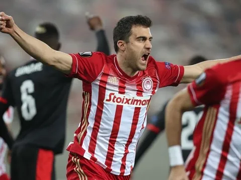 Bị Arteta tống khứ, "gián điệp" hành động khiến Arsenal ôm hận tại Europa League