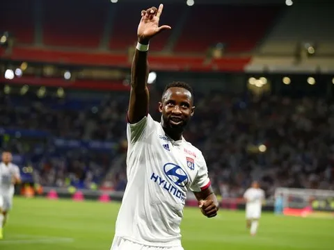 Một công một thủ, 90 triệu bảng được Ed Woodward duyệt chi