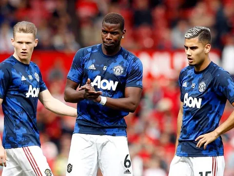 Đâu là cặp tiền vệ tốt nhất của Man Utd mùa này?