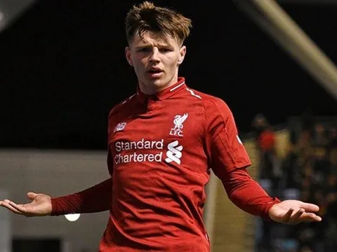 Nhắm mục tiêu của Dortmund, đại gia Bắc Âu nhận cái kết đắng