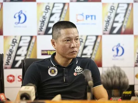 HLV trưởng Hà Nội FC "than trách" Hải Phòng đá quyết liệt với Quang Hải?