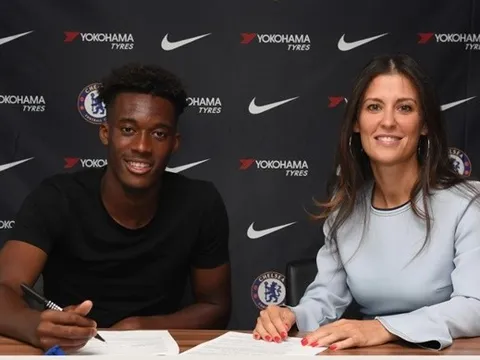 CHÍNH THỨC: "Thần đồng nước Anh" gia hạn, hưởng mức lương điên rồ tại Chelsea
