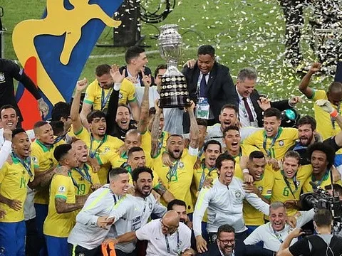 Sau 2 tuần 'cày ải', dàn sao Man Utd lộ vẻ bơ phờ ở Trung Quốc