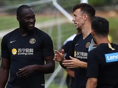 Top 10 thủ quân mang tính biểu tượng EPL: Man Utd chiếm gần nửa, Arsenal cũng có 2 đại diện