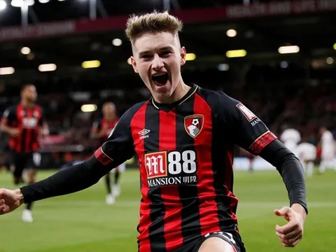 Giữa mùa COVID-19, Jordan Henderson tham gia chiến dịch ý nghĩa trên eBay