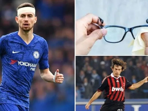 "Làm việc này còn khó hơn chọn đội hình cho trận chung kết cúp C1"