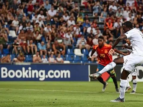 Đội hình Leicester City trong trận đấu cuối cùng của "triều đại" Ranieri giờ ra sao?