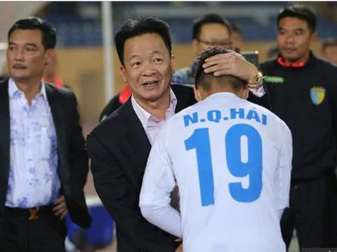 Quang Hải bị bầu Hiển "tuýt còi" vì mải mê đóng quảng cáo