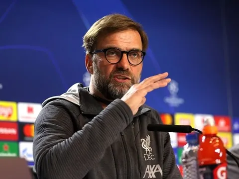 Jurgen Klopp: "Diego Simeone đá bóng giỏi hơn tôi"