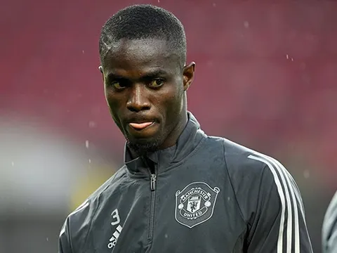 Man Utd ra quyết định khó tin cho tương lai của Bailly và Tuanzebe