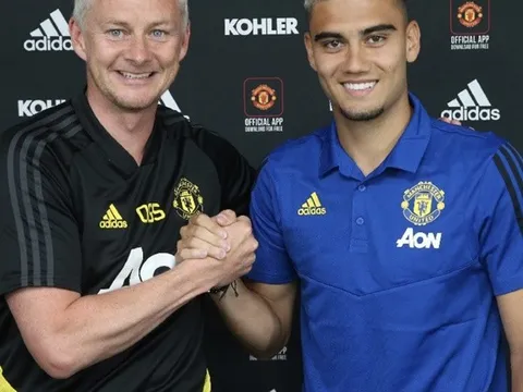 Trước LASK, Man Utd đã xuất hiện một "con quái vật"