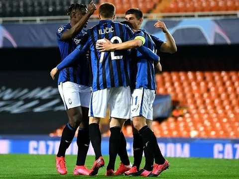 Trang chủ Champions League "hỏi khó" NHM Man Utd