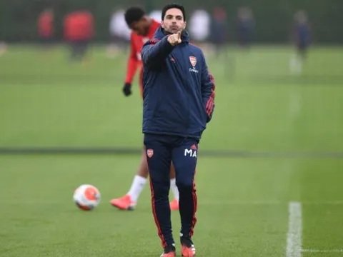 Hỏi mua "khao khát của Arteta", Arsenal nhận cú hét 36 triệu bảng từ Valencia