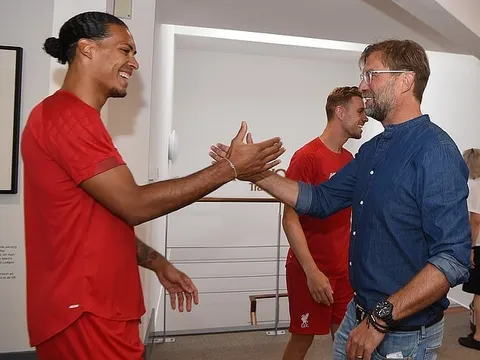 Xavi gia hạn với Al-Saad, nhưng cơ hội cho Barca vẫn còn