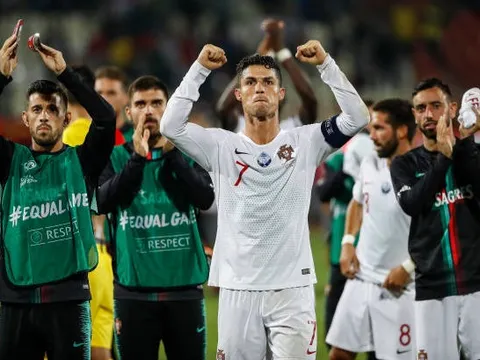 Ronaldo ghi bàn, Bồ Đào Nha có chiến thắng đầu tiên ở vòng loại