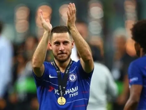 'Với tôi, chưa ai ở Premier League vượt qua được Hazard'