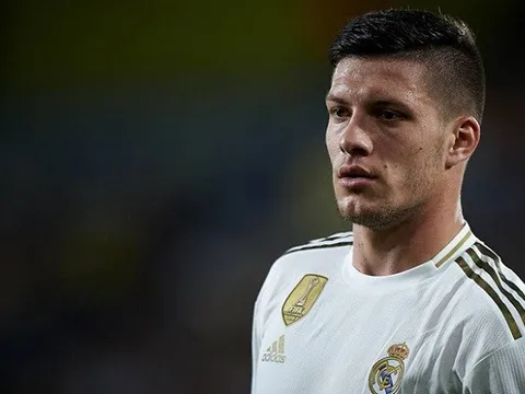 Đồng đội cũ của Jovic: "Cậu ấy phải chuyên nghiệp hơn để trụ lại Real"