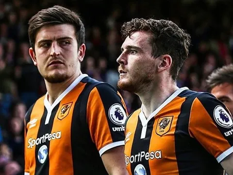 10 cặp sao khủng từng khoác chung một màu áo: Bất ngờ Maguire - Robertson