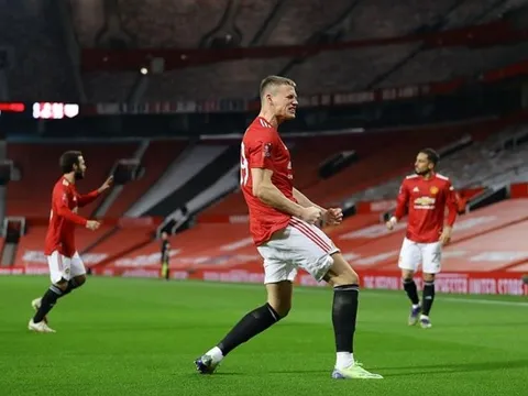 10 con số đặc biệt trận Man Utd 1-0 Watford: 'Kẻ chia lửa' với Bruno