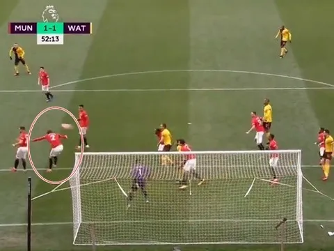 10 hình ảnh thú vị trận MU 3-0 Watford: Sau tất cả, Mourinho 'vẫn đúng'