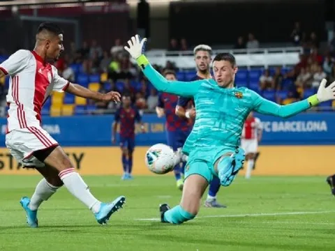 Đội trẻ Barca thua trắng Ajax trong ngày ra mắt sân Johan Cruyff