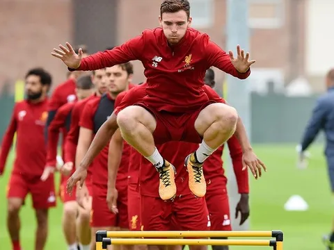 Người cũ Liverpool phân tích “hậu vệ trái hay nhất thế giới”