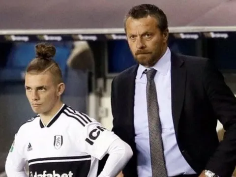 Thầy cũ, bạn xưa nói gì về ‘’sao mai’’ mới được Liverpool chiêu mộ?