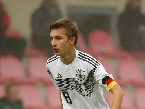 'Toni Kroos mới' nêu lý do từ chối Arsenal