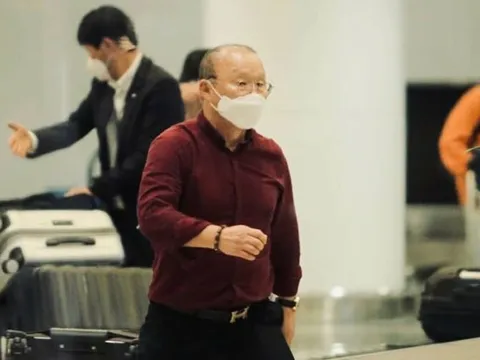 Bộ Y tế lý giải việc không cách ly HLV Park Hang-seo khi trở lại Việt Nam