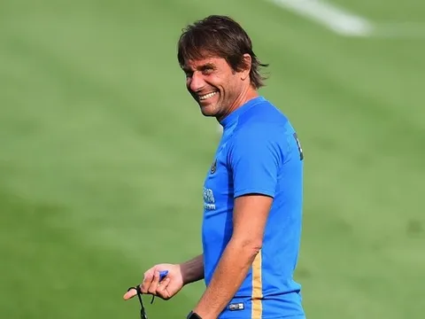 Bạn thân lên tiếng, đã rõ tương lai của Salah tại Liverpool?