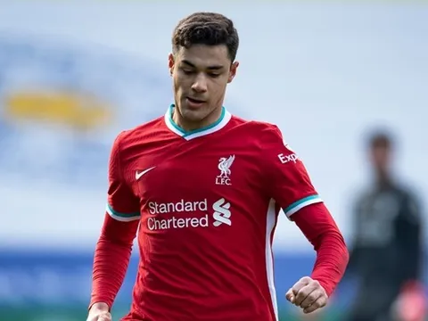 Kabak "đốn tim" người hâm mộ trước giờ đấu RB Leipzig