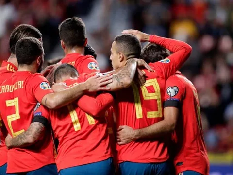 Khủng khiếp! Sát thủ Dortmund đang trở thành "Solskjaer phiên bản nâng cấp"