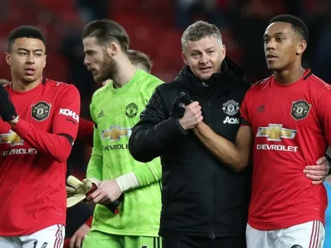 "Cậu ta không tốt cho Ole, sẽ khiến ông ấy bị Man Utd sa thải"