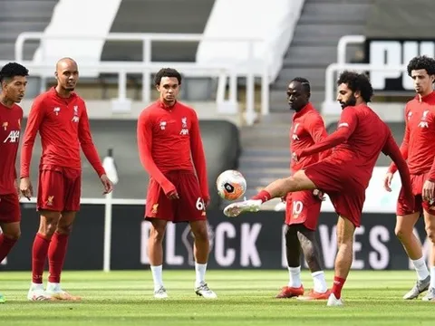 12 CLB có ca nhiễm COVID-19, Premier League 2020/21 có kịp khởi tranh?