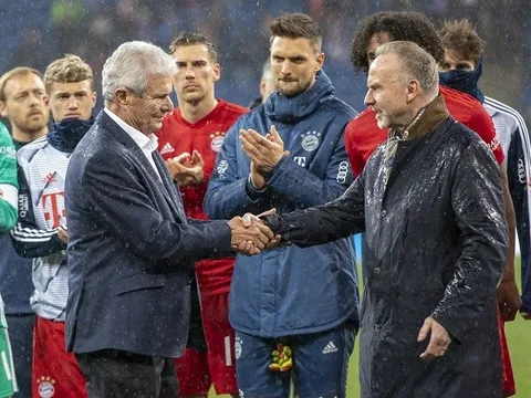 Bị phản đối mạnh mẽ, Dietmar Hopp gọi fan Bayern là lũ ngốc