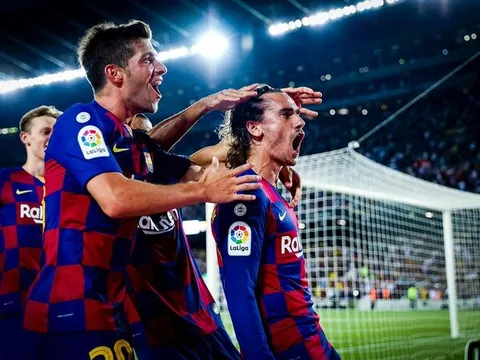 "Đại pháo" thông nòng, Barcelona nhấn chìm Real Betis trong cơn mưa bàn thắng
