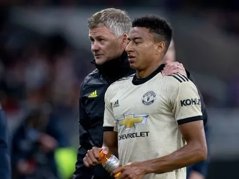 Man Utd 1 lúc tống khứ 6 cái tên khác, bất ngờ lớn với Lingard