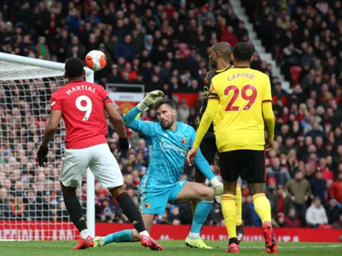 Rashford chấn thương, Martial làm ấm lòng CĐV MU với pha bóng hiếm thấy